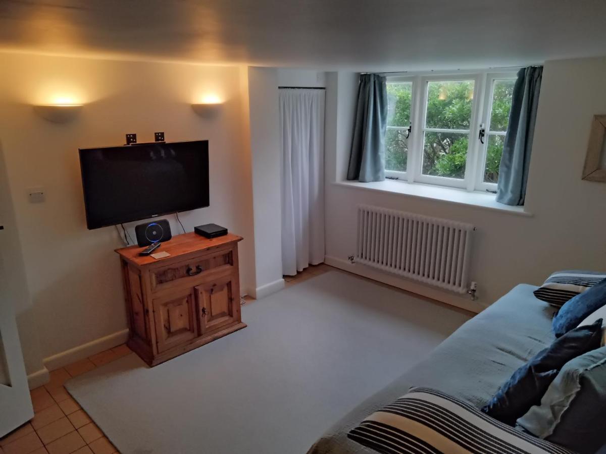 Greystone Cottage - Sea Views, Short Stroll To A Beautiful Sandy Beach Brook  외부 사진